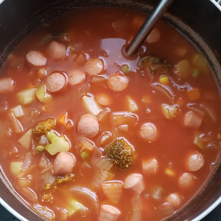 トマトソース缶でミネストローネ